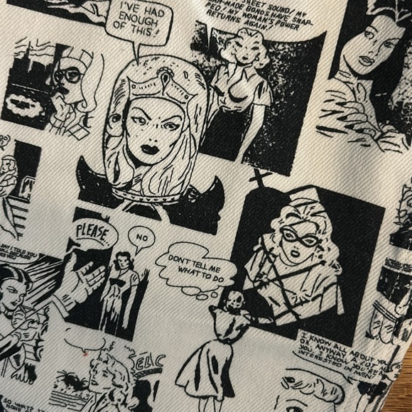 Reformation Jeans, high rise, long, newsprint. Women’s US size 28. Never worn - Picture 3 of 5